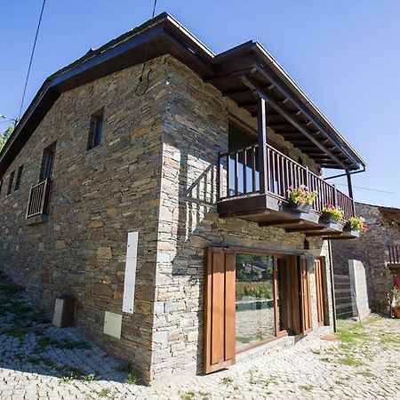 Casa Da Portela Rio de Onor Exterior photo